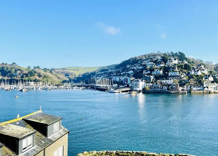Bayards - Pet Friendly, Central Dartmouth